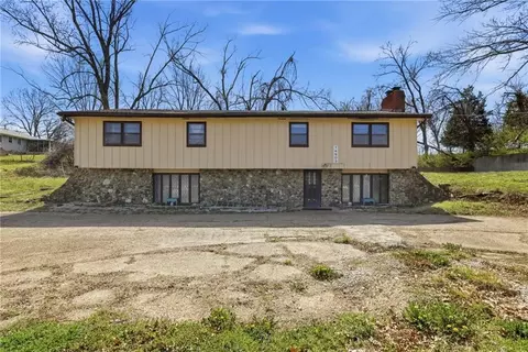 14903 E Kentucky Rd, Independence, MO 64050