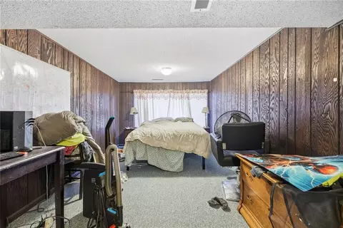 Bedroom - 14903 E Kentucky Rd, Independence, MO 64050 photo 2 of 10