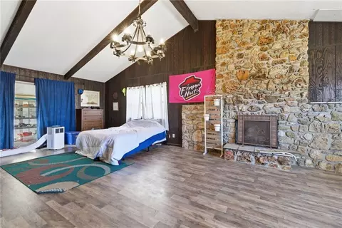 Bedroom - 14903 E Kentucky Rd, Independence, MO 64050 photo 3 of 10