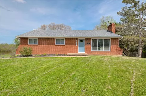 5247 N Norton Ave, Kansas City, MO 64119