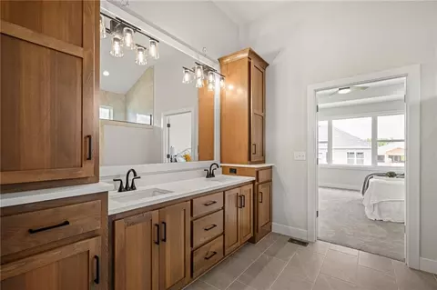 Bath - 25010 W 89th Ter, Lenexa, KS 66227 photo 1 of 4