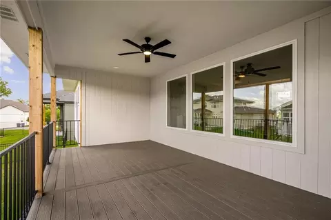 Exterior - 25010 W 89th Ter, Lenexa, KS 66227 photo 4 of 5