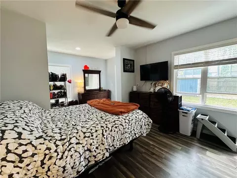 Bedroom - 516 E 5th St, Galena, KS 66739 photo 2 of 3