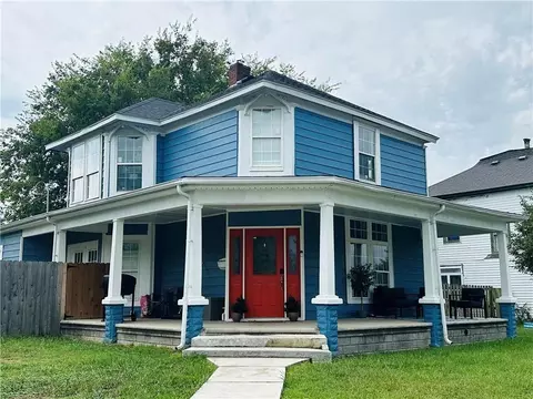 516 E 5th St, Galena, KS 66739