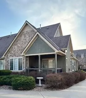 14801 Meadow Ln, Leawood, KS 66224