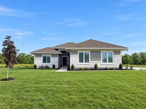 Exterior - 20312 E 22nd St, Independence, MO 64057 photo 2 of 2