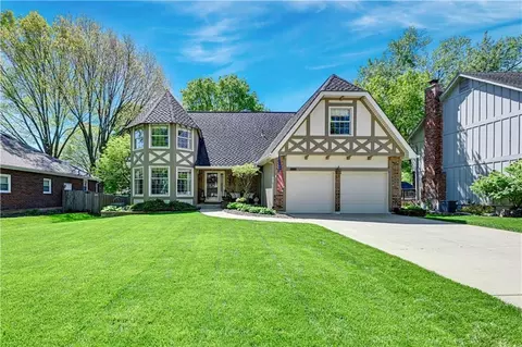 16629 W 146 Ter, Olathe, KS 66062