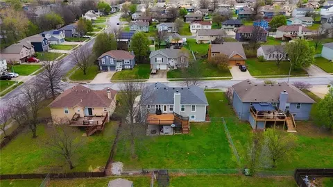 View/Area - 1707 Shelby Dr, Raymore, MO 64083 photo 1 of 3