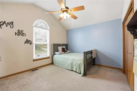 Bedroom - 1707 Shelby Dr, Raymore, MO 64083 photo 3 of 5