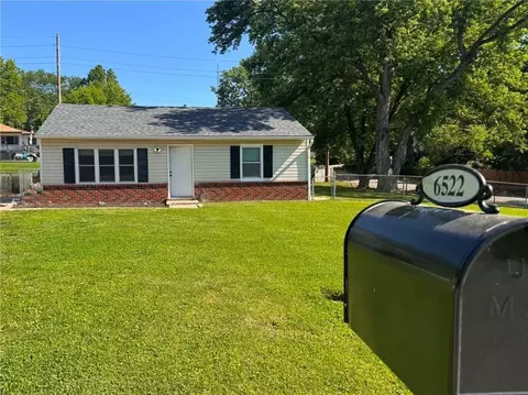 6522 Kimball Ave, Kansas City, KS 66104