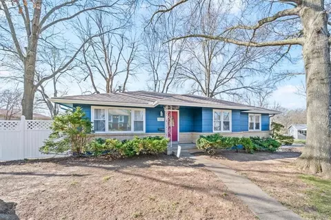 9301 E 79th St, Raytown, MO 64138