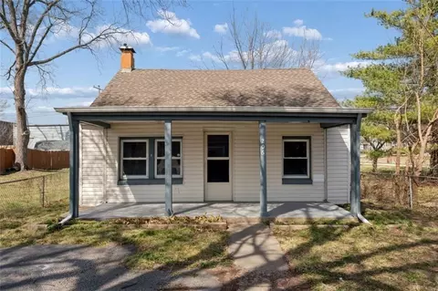 206 W 81st St, Kansas City, MO 64114