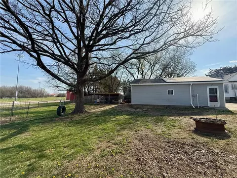 Exterior - 108 E 5th St, Lebo, KS 66856 photo 6 of 8