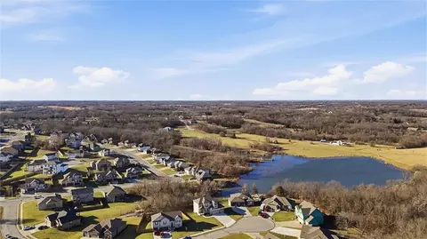 View/Area - 308 E Oak St, Lone Jack, MO 64070 photo 3 of 4