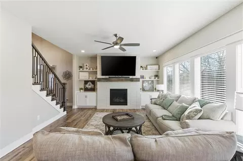 Living - 308 E Oak St, Lone Jack, MO 64070 photo 2 of 5