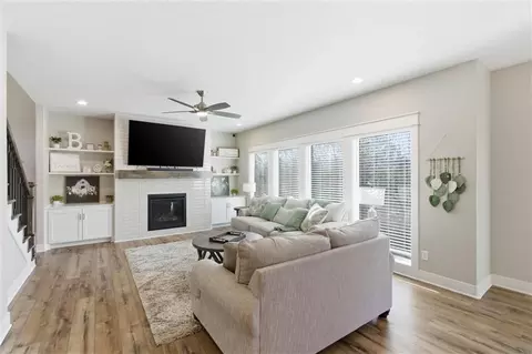 Living - 308 E Oak St, Lone Jack, MO 64070 photo 3 of 5