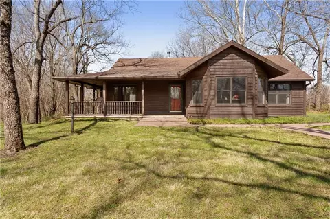 153 E 1250 Rd, Baldwin City, KS 66006