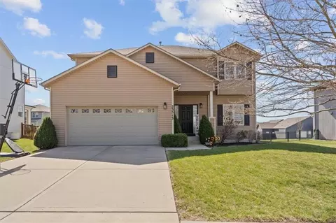 23513 W 89th Ter, Lenexa, KS 66227