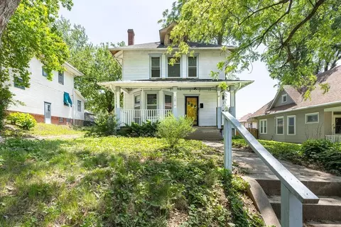 2816 Sacramento St, Saint Joseph, MO 64507