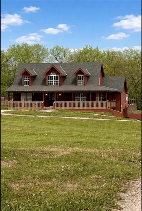 17519 Baxter Rd, Lawson, MO 64062