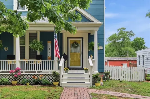901 W White Oak St, Independence, MO 64050