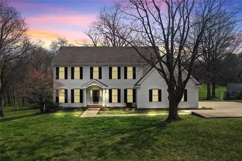 19769 Walden Oaks, Country Club, MO 64505