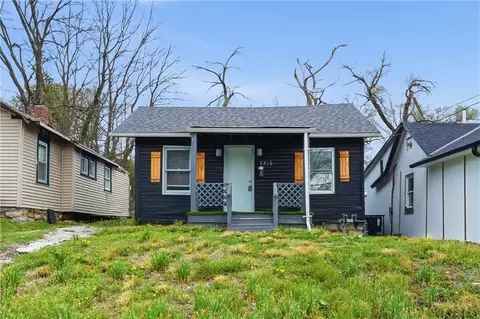 3816 E 37th St, Kansas City, MO 64128