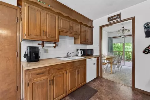Kitchen - 413 SW Sunset Dr, Lees Summit, MO 64081 photo 1 of 3