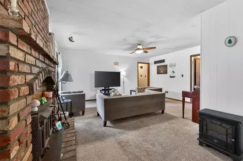 Other - 413 SW Sunset Dr, Lees Summit, MO 64081 photo 5 of 8