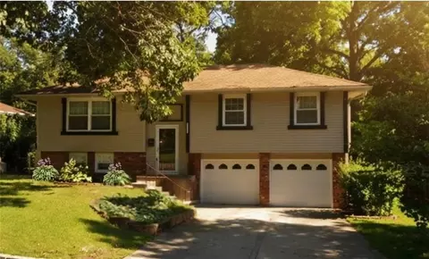 9707 W 56th Ter, Merriam, KS 66203