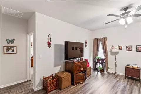 Entry Way - 2104 Crestview Pl, Raymore, MO 64083 photo 3 of 5