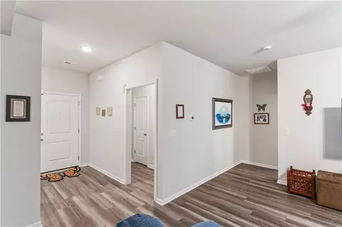Entry Way - 2104 Crestview Pl, Raymore, MO 64083 photo 2 of 5