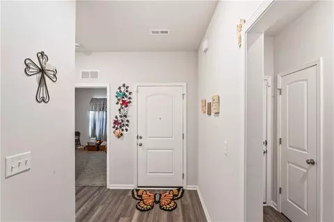 Entry Way - 2104 Crestview Pl, Raymore, MO 64083 photo 5 of 5