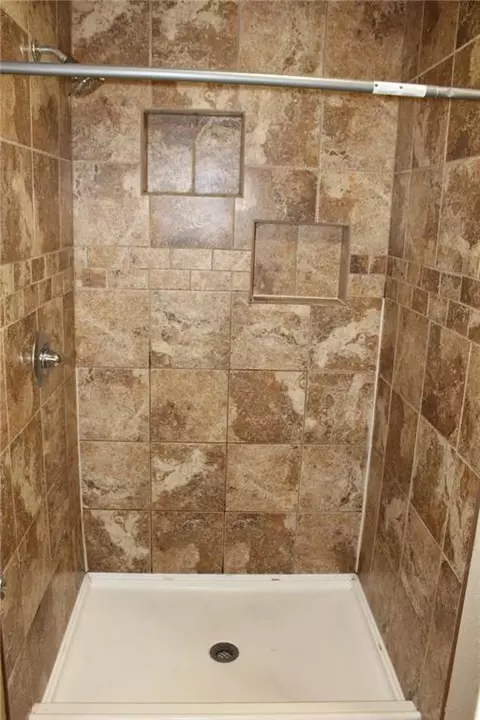 Bath - 405 E Jackson St, Pittsburg, KS 66762 photo 2 of 5