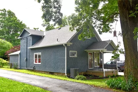 4455 Cambridge St, Kansas City, KS 66103