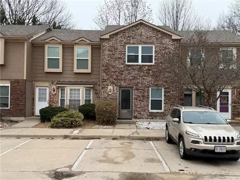 400 NE 6th St #A, Blue Springs, MO 64014