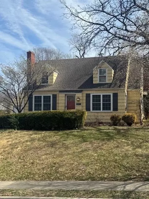 5831 Woodward St, Merriam, KS 66202