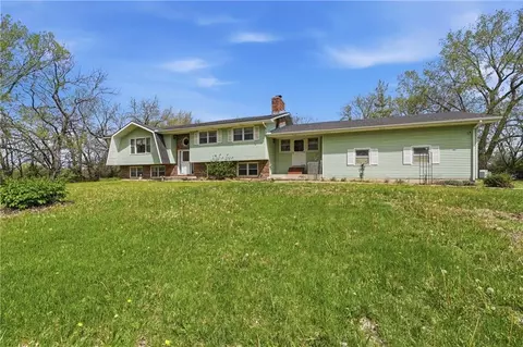 37600 E 171st St, Pleasant Hill, MO 64080