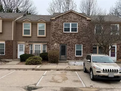 727 SW Liggett Rd #C, Blue Springs, MO 64015