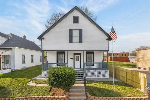 11209 Chicago Ave, Sugar Creek, MO 64054