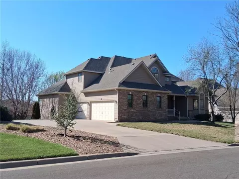 1250 Columbine Cir, Salina, KS 67401