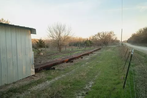 Exterior - 15017 Botkin Rd, Centerville, KS 66014 photo 4 of 4