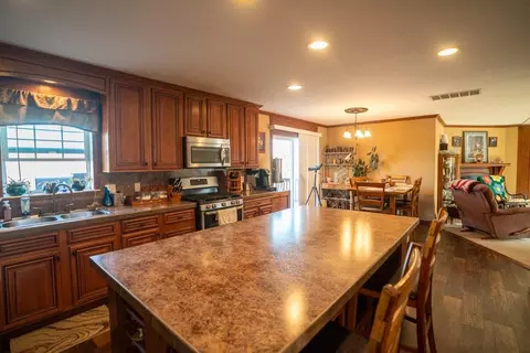 Kitchen - 15017 Botkin Rd, Centerville, KS 66014 photo 3 of 3