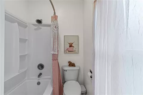 Bath - 210 W 4th St, Norborne, MO 64668 photo 3 of 3