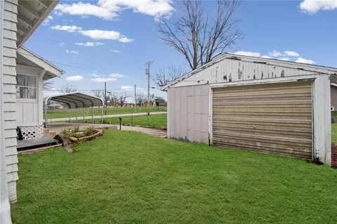 Exterior - 210 W 4th St, Norborne, MO 64668 photo 5 of 5