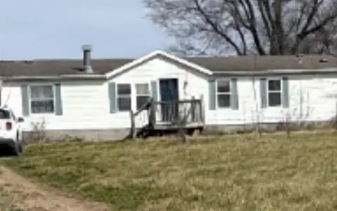 1457 NW 325th Rd, Holden, MO 64040