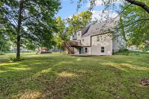 Exterior - 6009 Walnut Cv, Trimble, MO 64492 photo 8 of 9