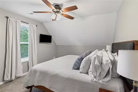Bedroom - 6009 Walnut Cv, Trimble, MO 64492 photo 3 of 5