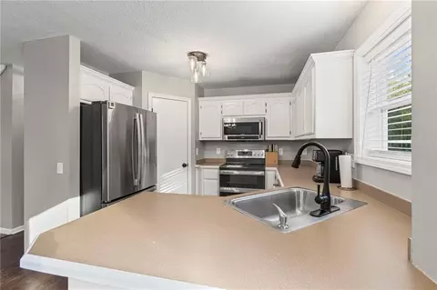 Kitchen - 6009 Walnut Cv, Trimble, MO 64492 photo 1 of 3