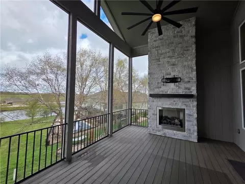 Exterior - 1205 Hampton Dr, Raymore, MO 64083 photo 2 of 8